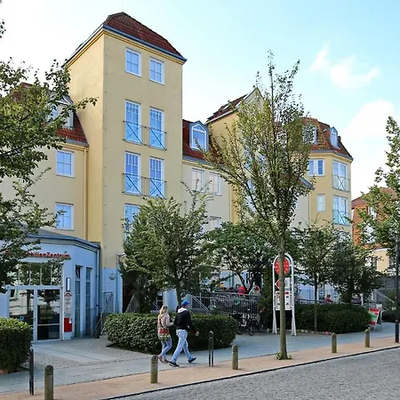 Strandstraße 43 23 Apartment *