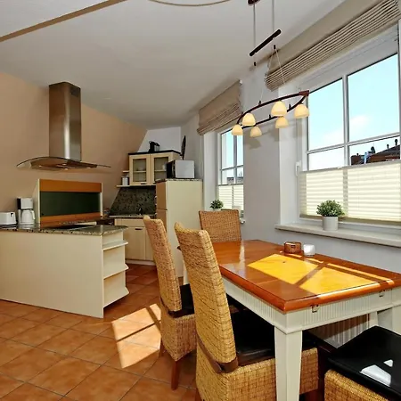 Strandstrasse 43 23 Apartment *
